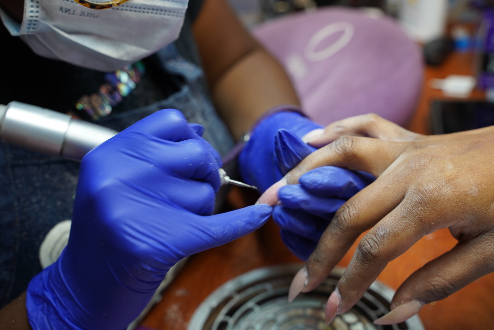 Chloe Elizabeth Reed, nail supplies and tutorials expert at Nail Tech Kit